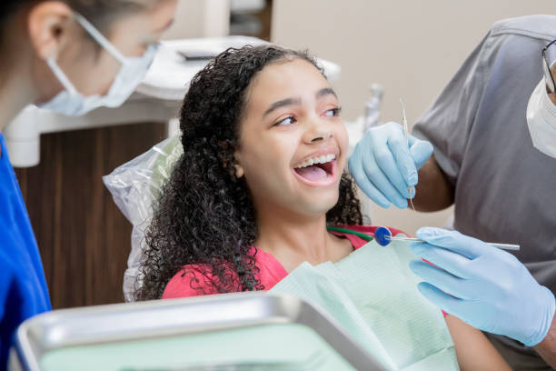 Best Walk-In Emergency Dentist in Mledgevle, IL