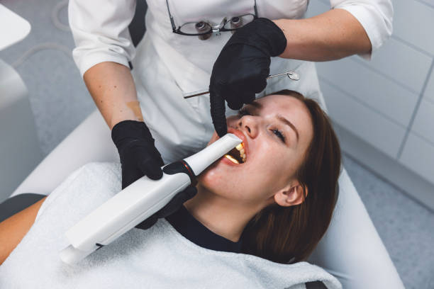 Best Weekend Emergency Dentist in Mledgevle, IL